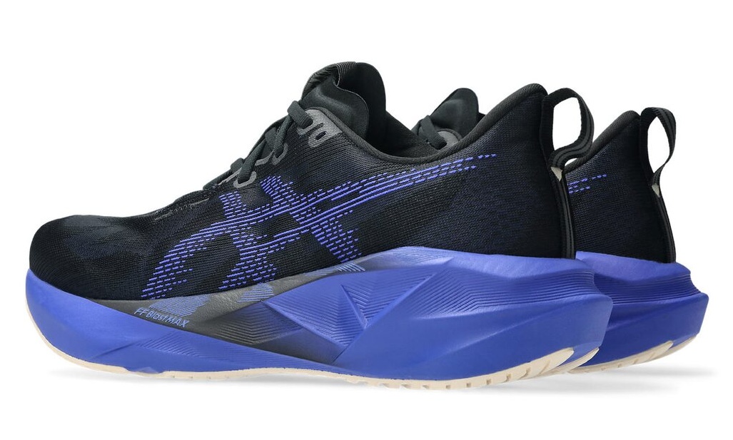 Asics Novablast 5 M - Veľkosť: 42 · záber 3