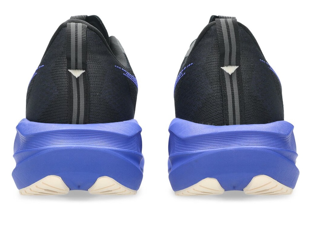 Asics Novablast 5 M - Veľkosť: 42 · záber 4