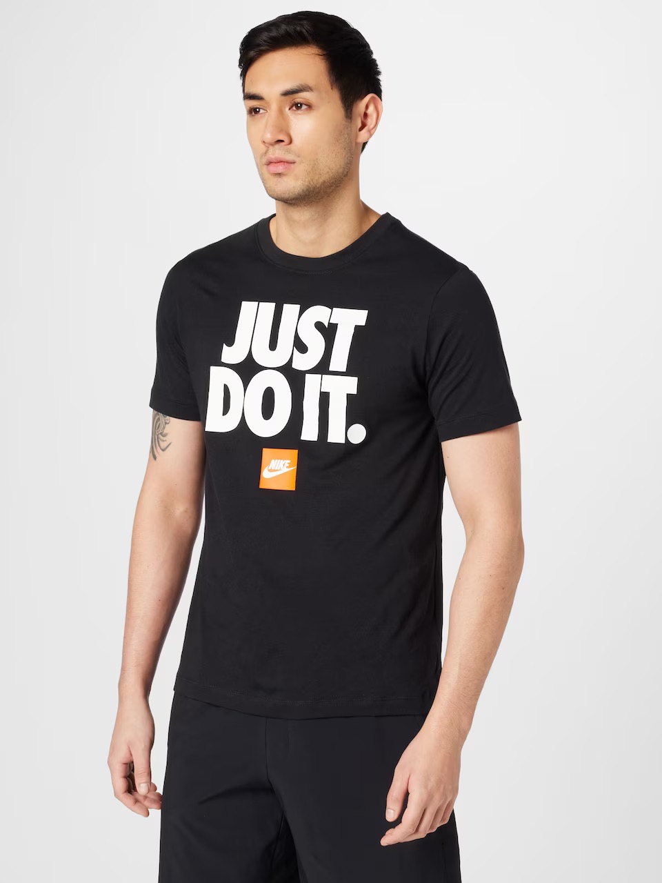 Nike NSW TEE FRAN JDI VERBIAGE M - Veľkosť: L | Farba: Čierna · záber 3