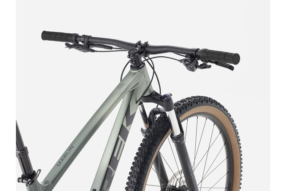 Trek Marlin 6 Gen 3 Matte Lichen/Keswick Green Fade 2026 - Veľkosť: M, 29 | Farba: Zelená, Smaragdová, Hrachová · záber 3