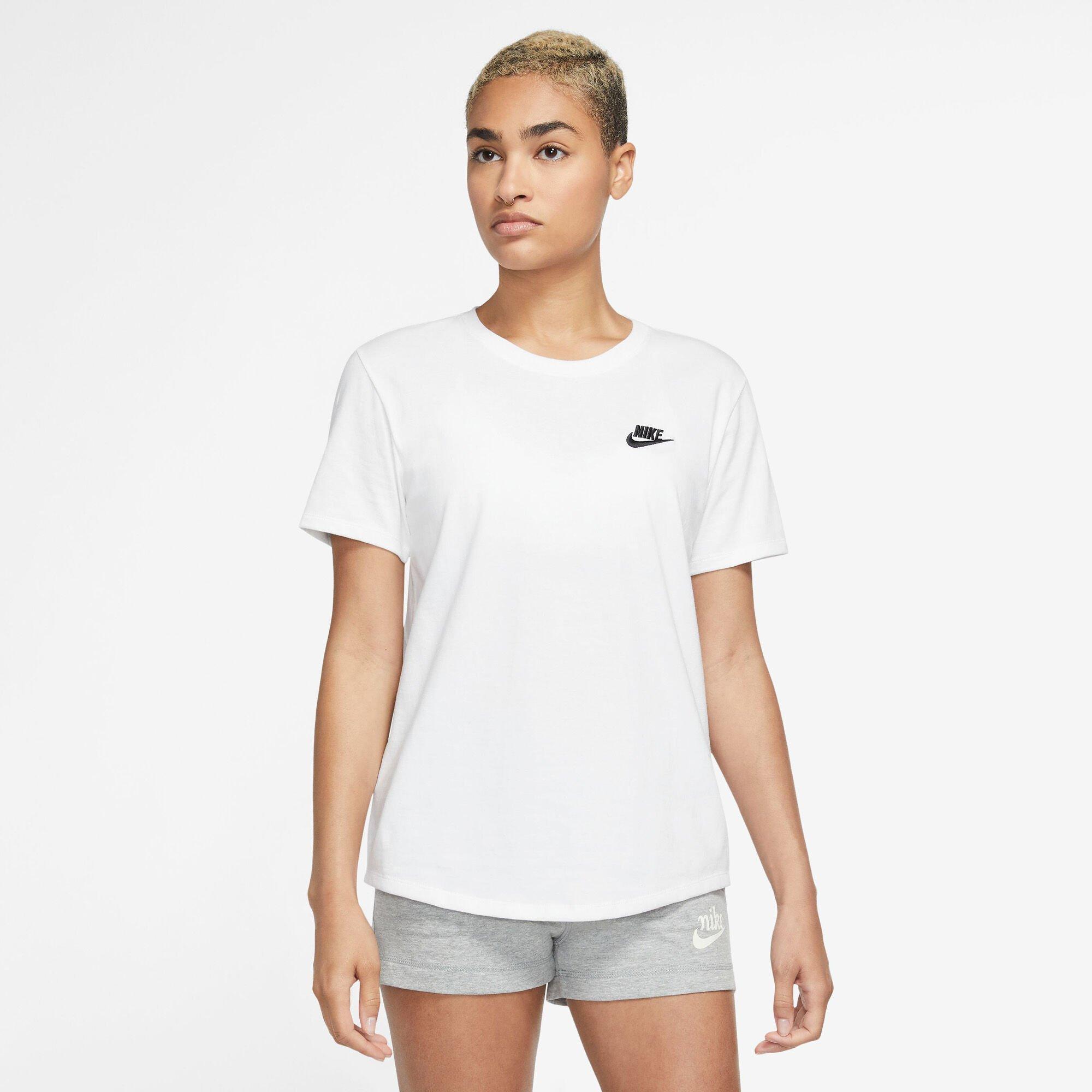 Nike Sportswear Club Essentials W Tee Veľkosť: XL
