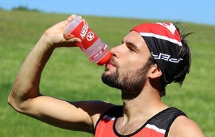 ENERVIT odpovídá: PROČ JE HYDRATACE U SPORTOVCŮ TAK DŮLEŽITÁ?