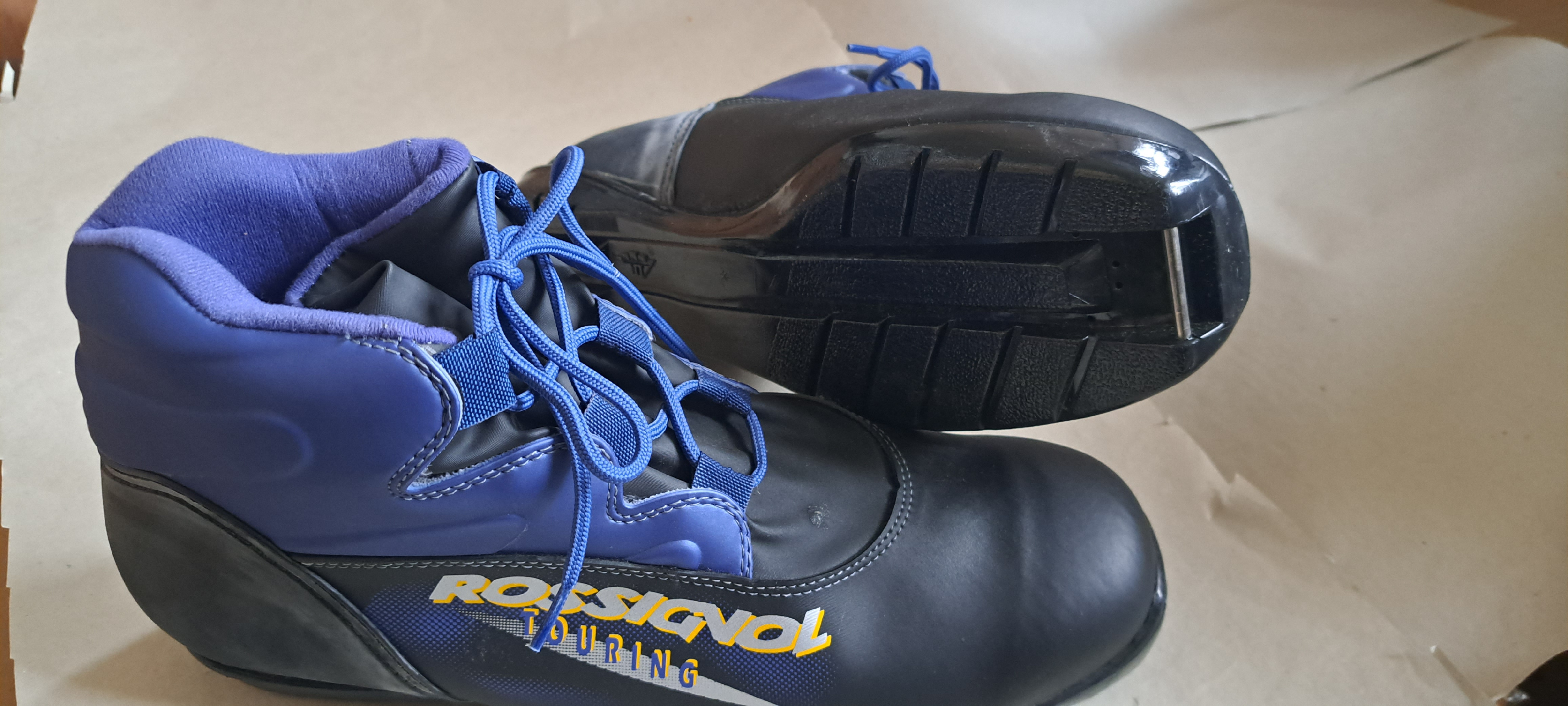 lyžařská běžecká obuv Rossignol NNN vel 49 Barva: Modrá, Velikost: 49