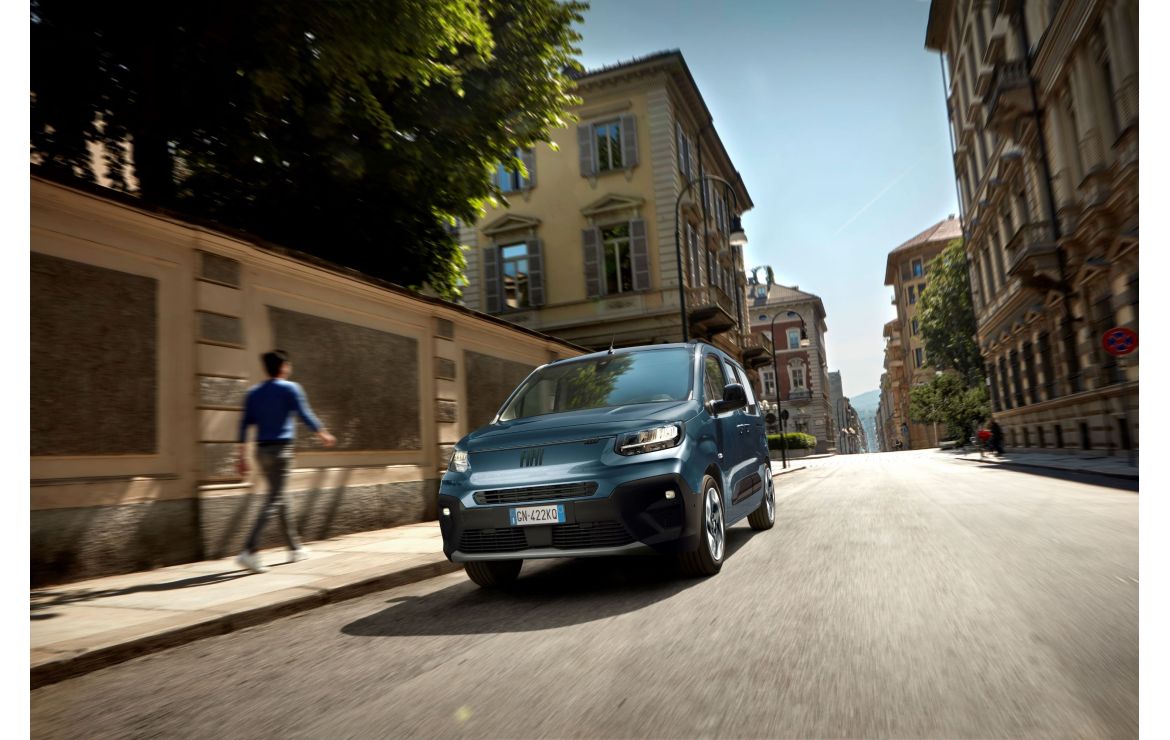 Ideální řešení pro každodenní mobilitu - nový Fiat Doblò Panorama je již možné na českém trhu objednávat