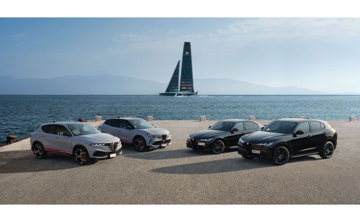 Alfa Romeo Edizione Luna Rossa má premiéru v Neapoli