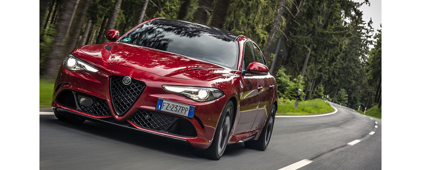 Alfa Romeo Giulia Quadrifoglio byla zvolena „Sportovním vozem roku“