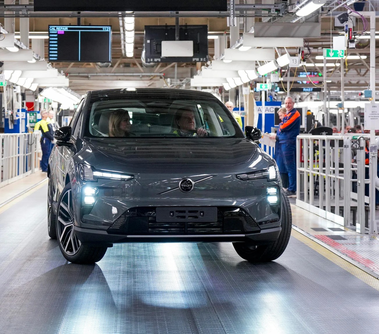 Automobilka Volvo Cars zahajuje výrobu svého elektrického  SUV, které mění pravidla hry