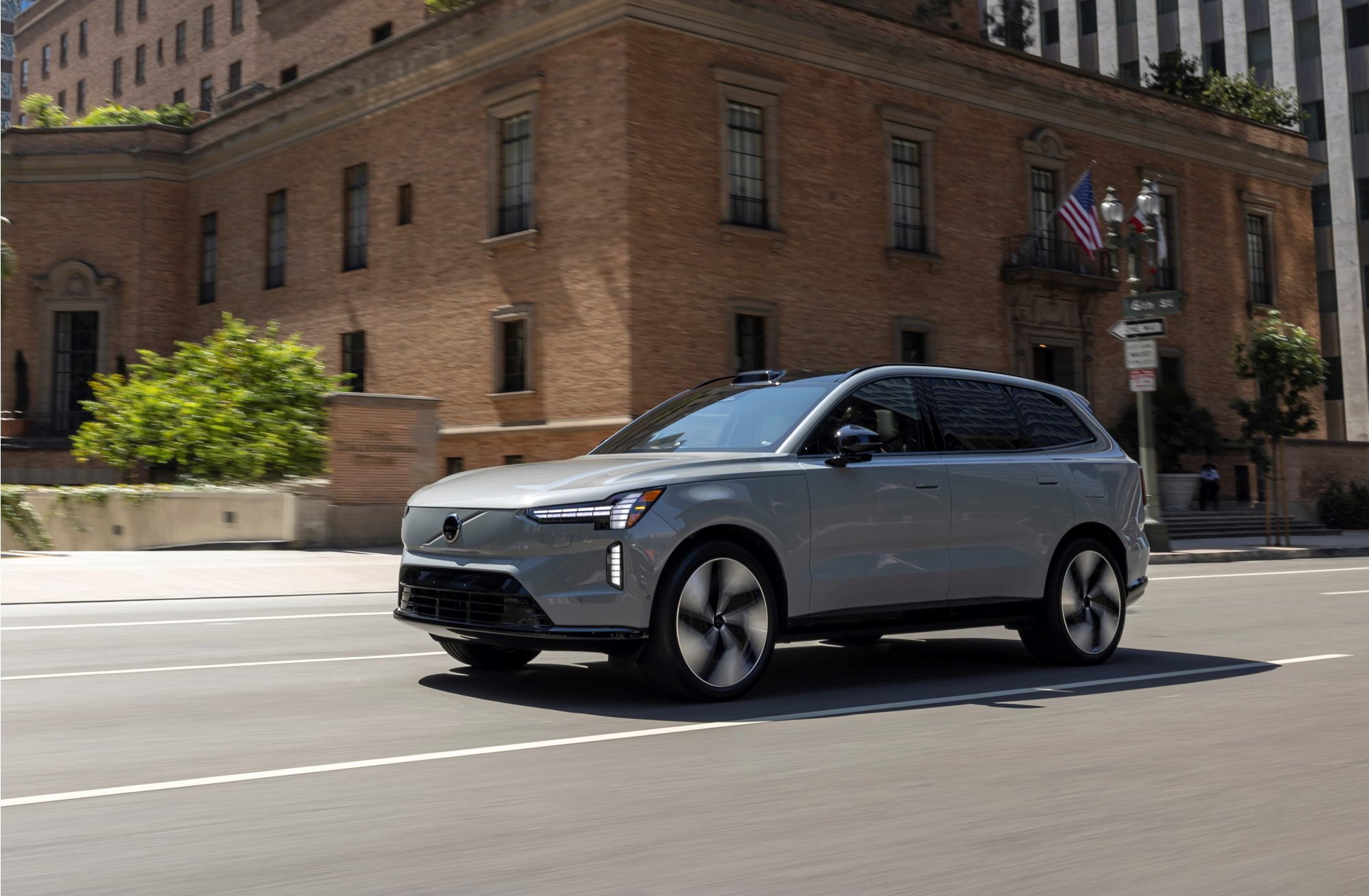 Magazín TIME jmenoval systém pro porozumění chování řidiče modelu Volvo EX90 jedním z nejlepších vynálezů roku 2024