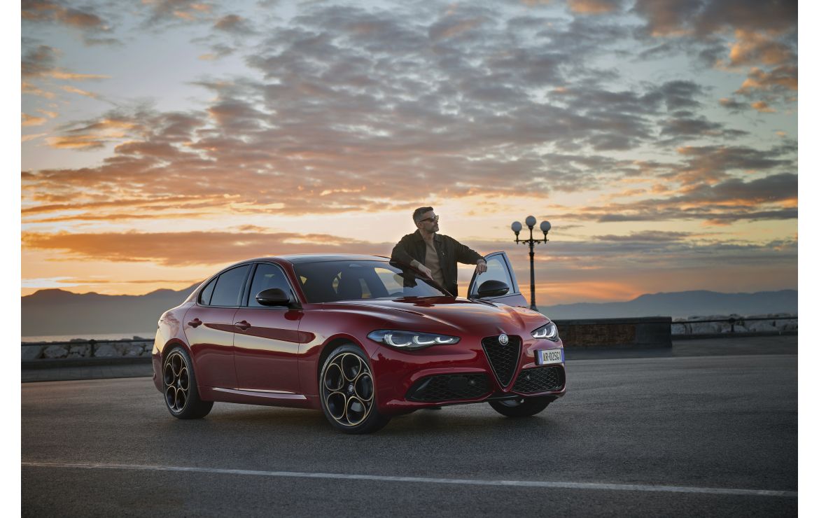 STARTUJÍ „DNY S ALFA ROMEO“