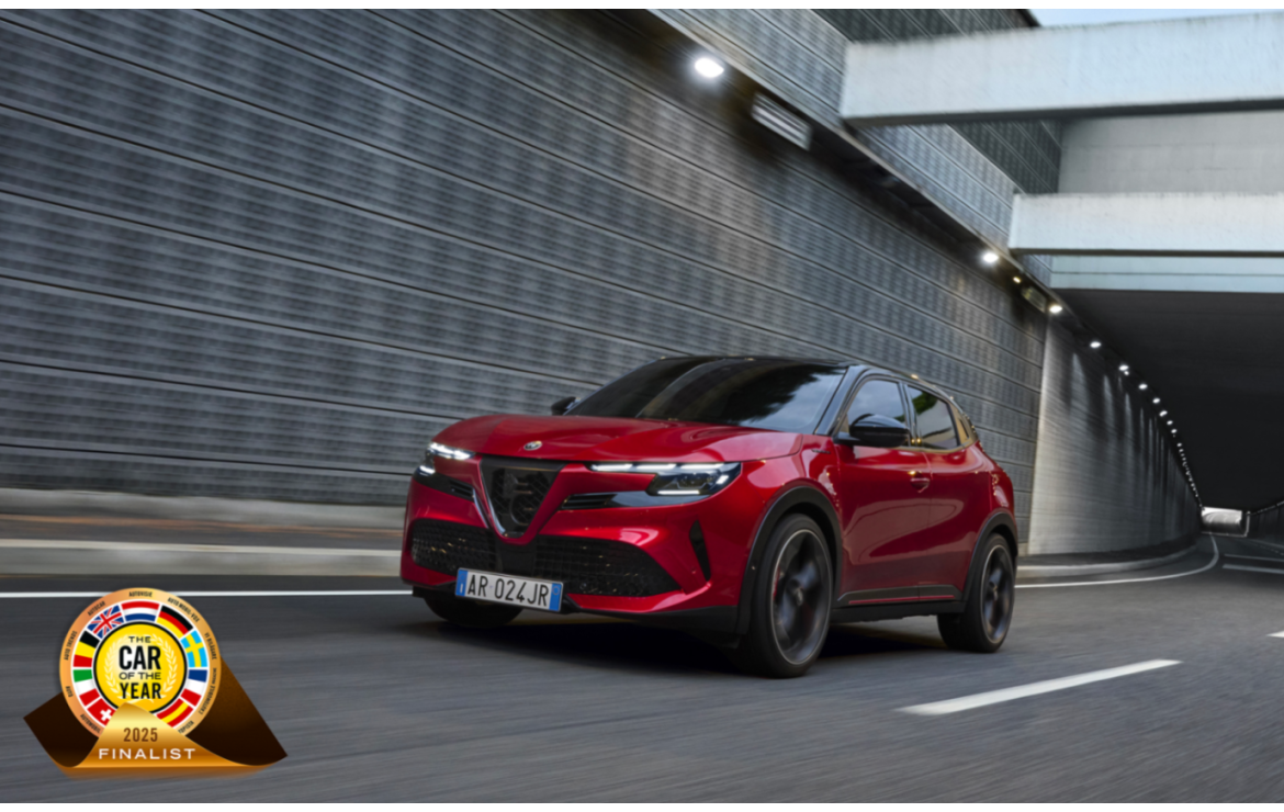 Alfa Romeo Junior, finalista ankety „Car of the Year“