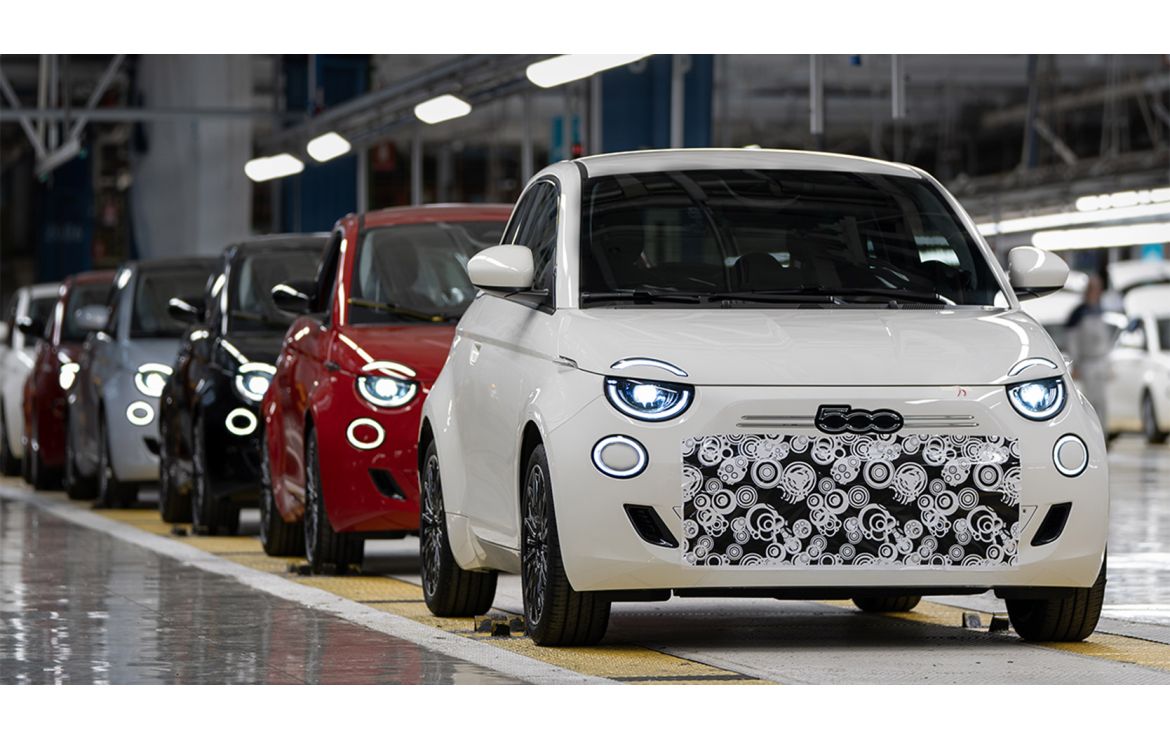 FIAT v turínské továrně Mirafiori vyrobil první předprodukční kusy nové 500 Hybrid