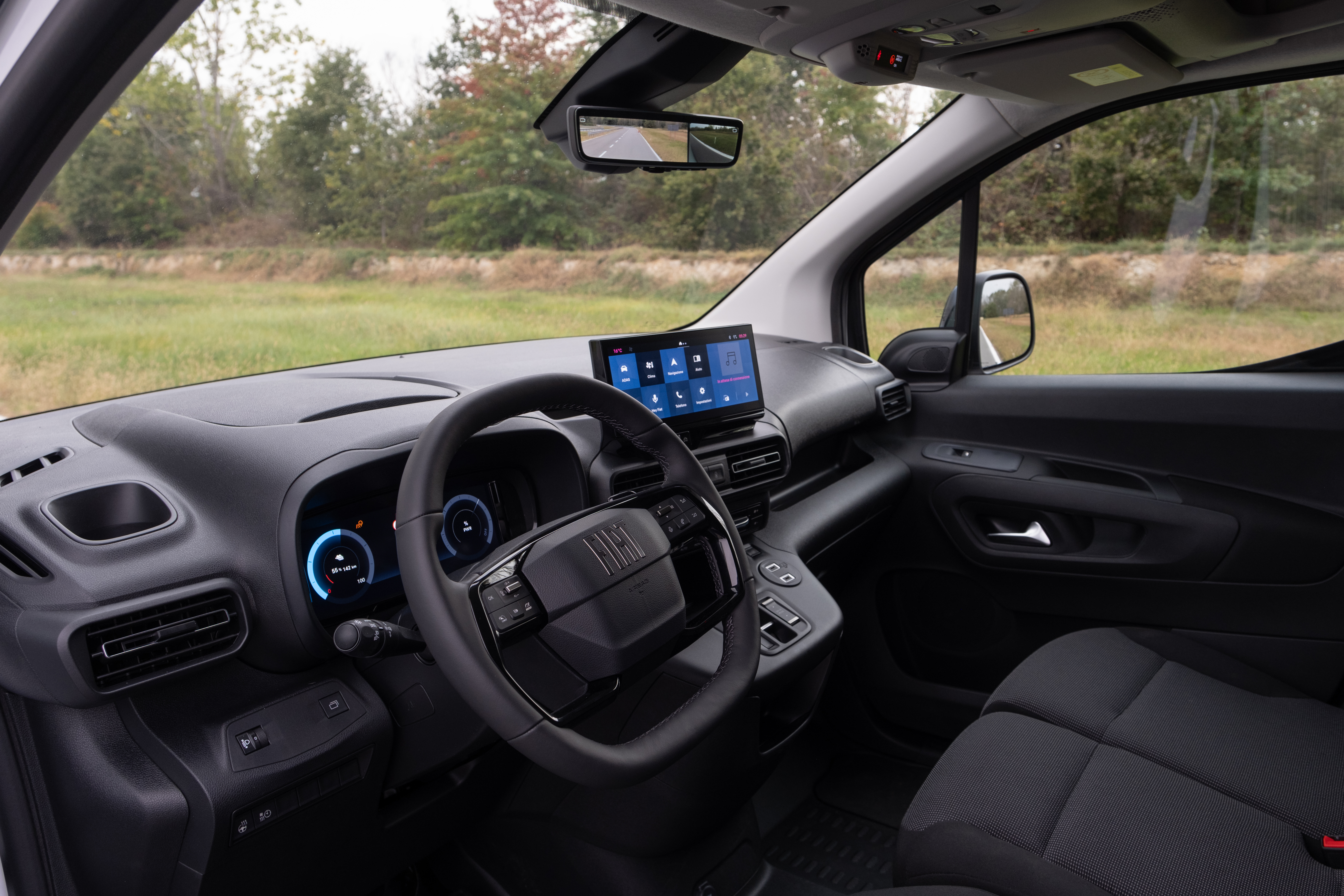 FIATProfessionalDobl_interiors