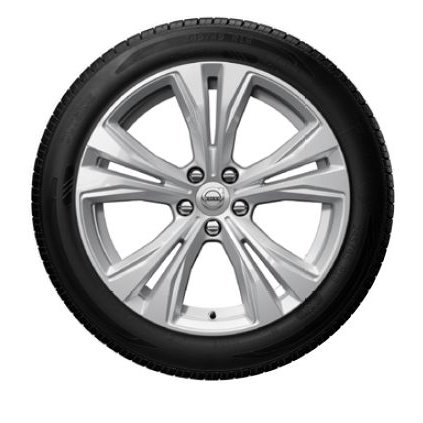 Sada zimních pneu Pirelli 245/45 R18 a disků z lehkých slitin