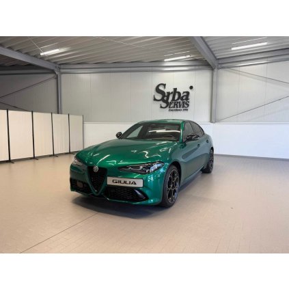 ALFA ROMEO GIULIA 2.0 Turbo 280k AT8 AWD  INTENSA s01-56267