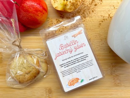 Babiččin jablečný závin - vosk do aromalampy