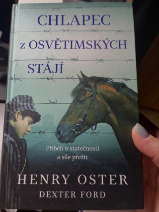 Lehké čtení? Rozhodně ne. Krutý příběh, který se nestal tak dávno, jak bychom si přáli. V části, kde právě jsem, se ještě...