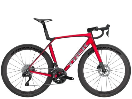 silniční kolo trek Madone SL 6 Gen 8 2026 red 1