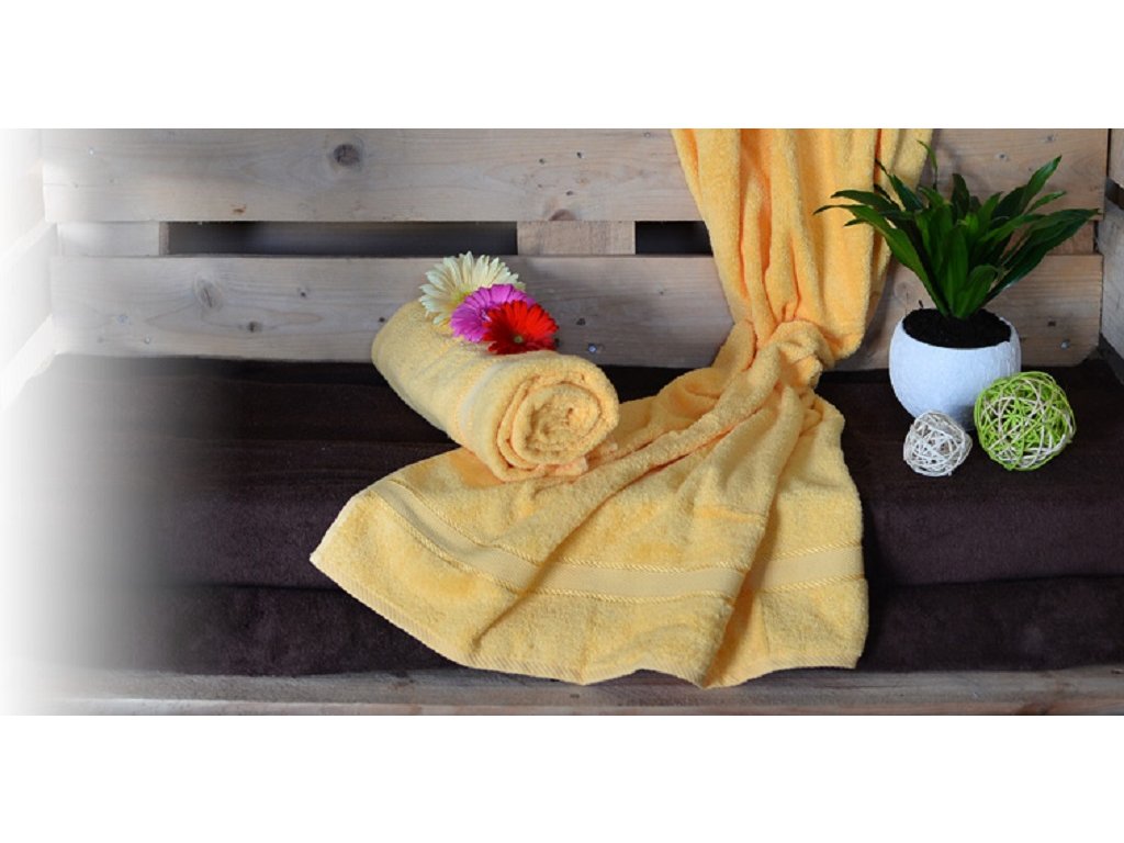 Froté ručníky a osušky STANDARD žlutý