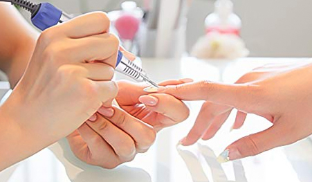 Ako použiť brúsku na nechty - úprava kožtičky, odstránenie gélu