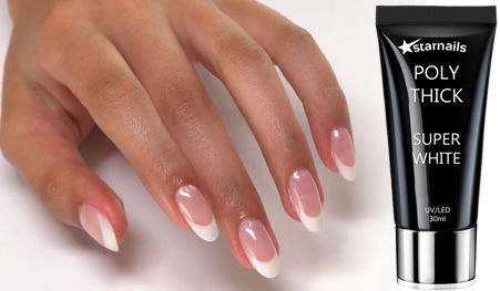 Francúzska manikúra Polygélom