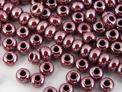 Seed Beads Preciosa No.98300 - Opaque Darker Siam Luster - 10/0 12g