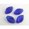 FLAT LEAVES SAPPHIRE 8x12mm