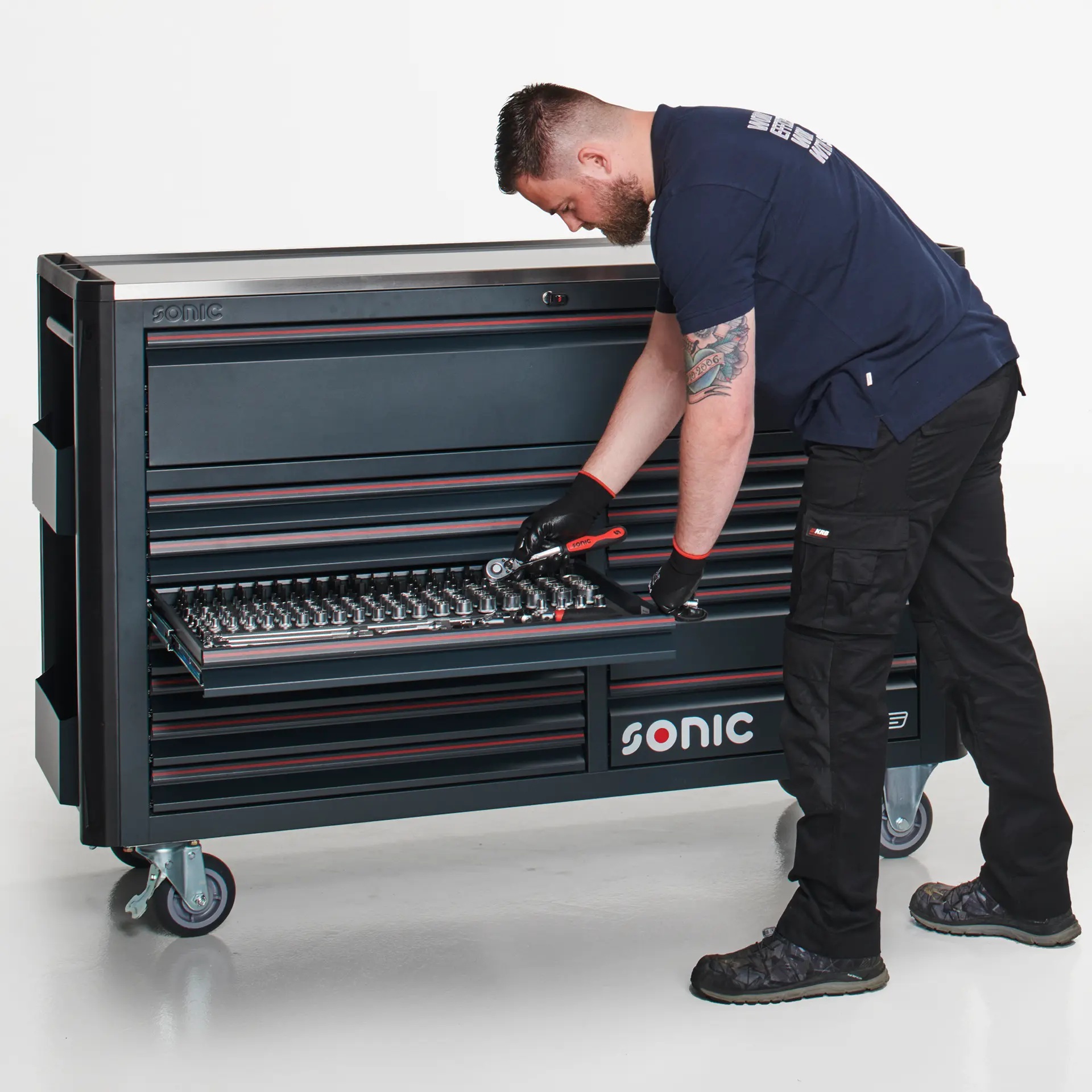 SONIC NEXT S15 – dielenský vozík s náradím 1045 ks