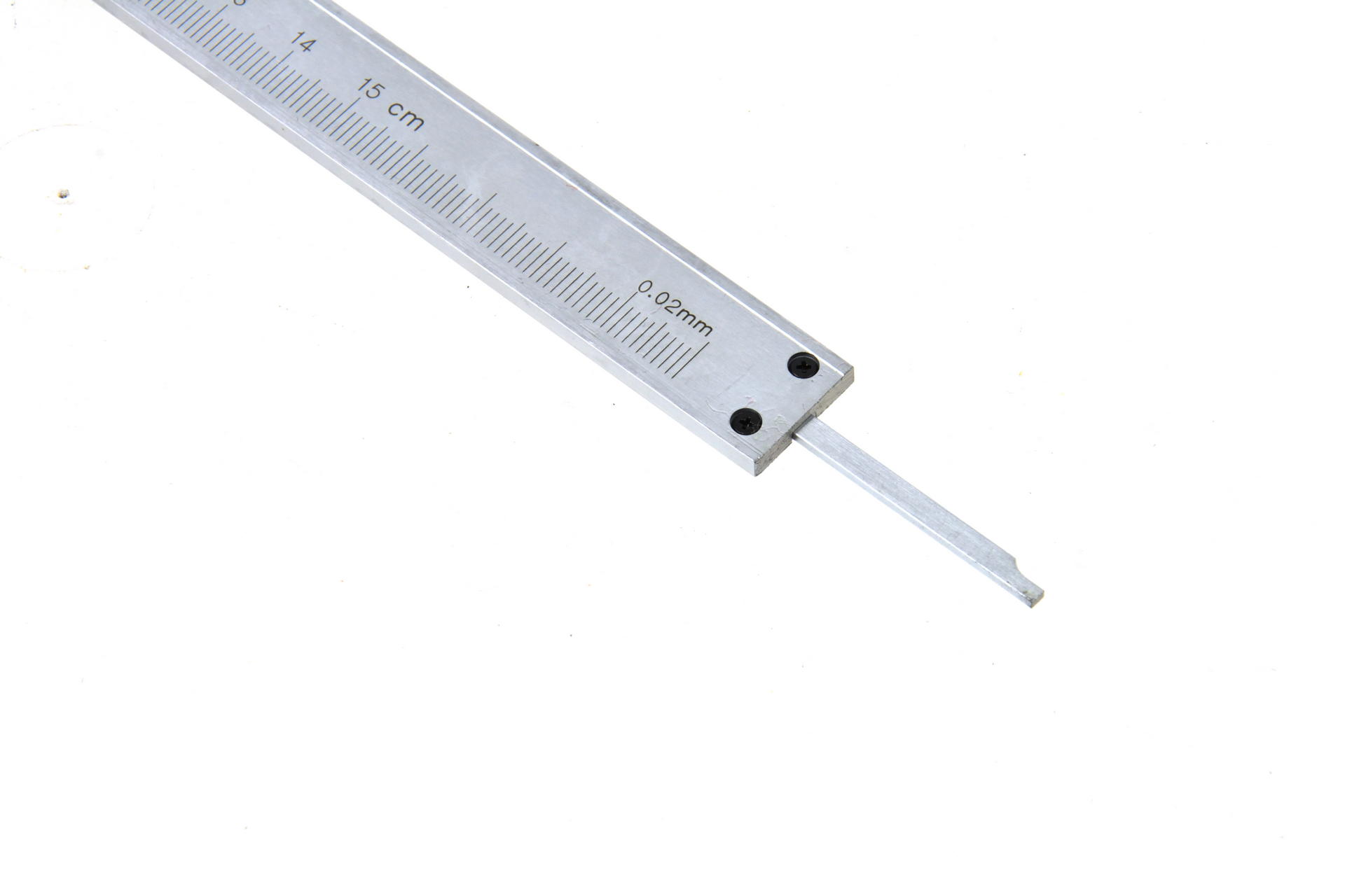 Geko Posuvné meradlo 150 mm / 0,02 mm v drevenom boxe
