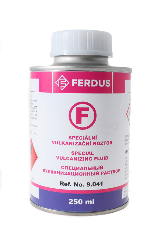 Špeciálny vulkanizačný roztok F 250 ml + menší štetec