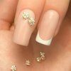 3d kovove metalicke ozdoby na nehty rainbow petal 02