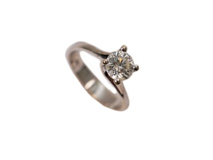 63266 zlaty prsten s briliantem 090 ct 1