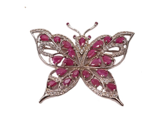 63128 stribrny motyl s rubiny 1
