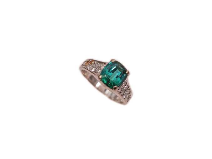 61768 zlaty prsten s turmalinem a diamanty 1
