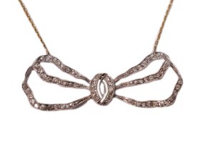 61595 zlaty nahrdelnik s diamanty 1