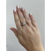 Zlatý prsten s přírodními diamanty 0,69 ct (vzácně bílé)
