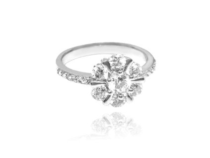 Krásný stříbrný prsten