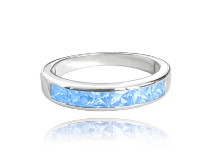 Stříbrný prsten s velkými světle modrými zirkony