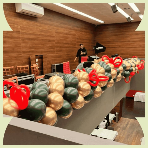 balonky-v-boxu-vanocni-sada-firma-2