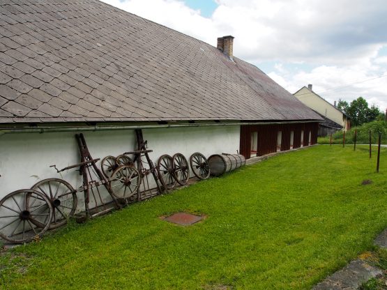 PŘEHLED STŘEŠNÍCH KRYTIN, jak to vidí v časopise Chatař a chalupář