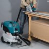 MAKITA Průmyslový vysavač VC4210MX