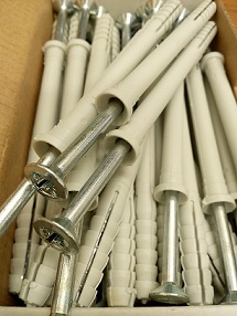 Hmoždinka natloukací 6x45 mm