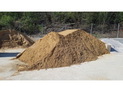 Písek betonový 0/4 tříděný žlutý