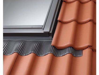VELUX  Lemovanie