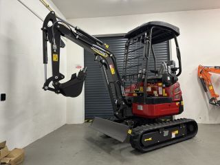 Novinka v našej ponuke. Krásny a výkonný 1,8t báger s dieslovým 3-válcovým motorom YANMAR s výkonom 14,5kW. Masívny stroj...