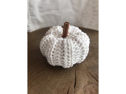 Ručně háčkovaná dýně ze zbytků bavlny - smetanová velká