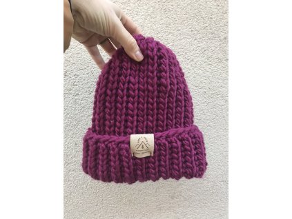 Čepice Snow – fialová ostružina ze 100% vlny