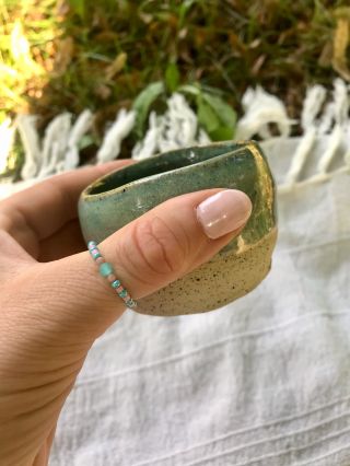 Prstýnky… 🌙 Doplněk na léto, který nemusíš sundávat. Zvládne #summerparty i všemožné sporty 🏄🏻‍♂️🚴🏻🧗🏻‍♀️ #staychill...