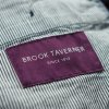 brook taverner etiketa