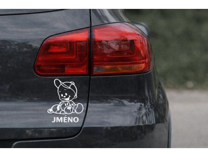 Dětská samolepka na auto se jménem