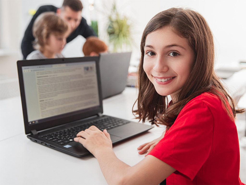 Jak vybrat repasovaný počítač pro děti – hry, škola, internet